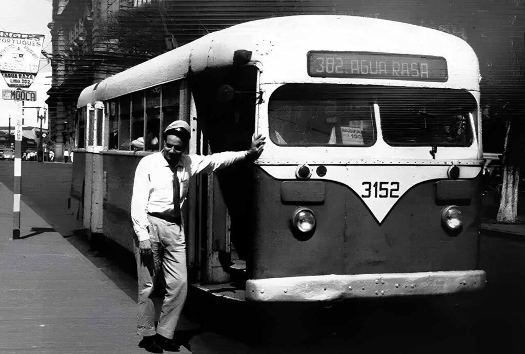 Linha para a Água Rasa, SP foto tirada entre 1940 e 1950